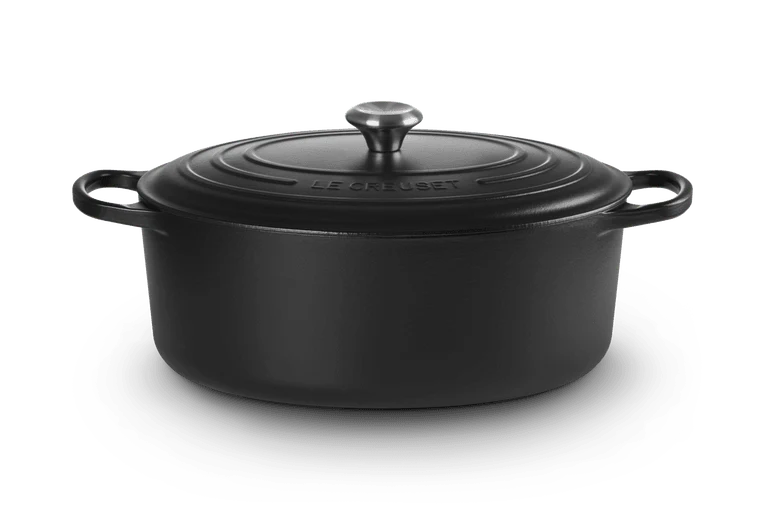 Le Creuset Oval Signature Schmorpfanne 'Matt Schwarz'