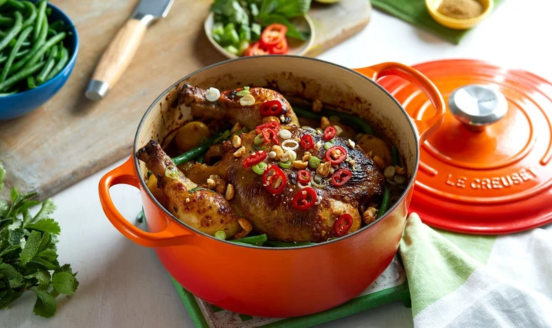 Le Creuset Signature Schmortopf 'Orange Red'