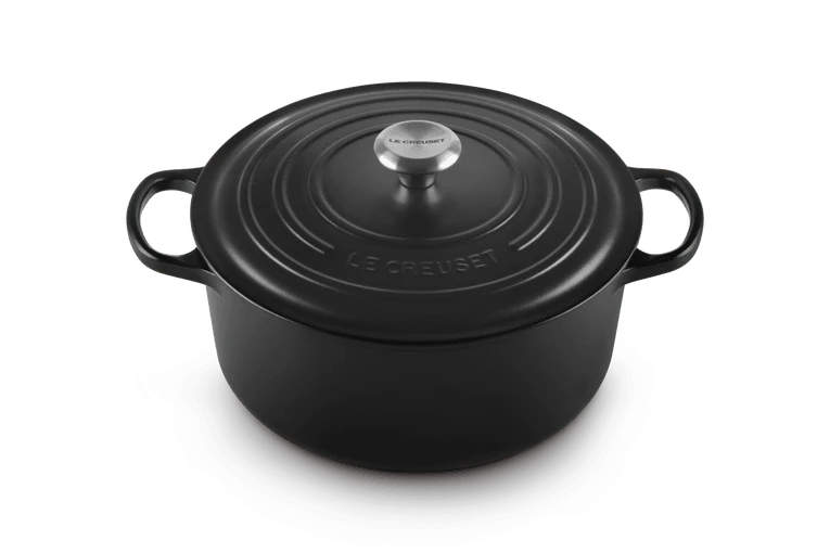 Le Creuset Signature Schmorpfanne 'Matte Black'