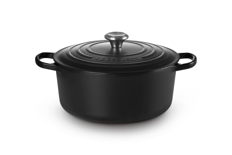 Le Creuset Signature Schmorpfanne 'Matte Black'