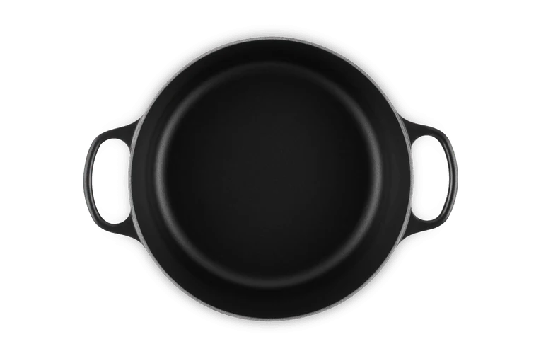 Le Creuset Signature Schmorpfanne 'Matte Black'