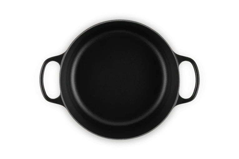 Le Creuset Signature Schmorpfanne 'Matte Black'