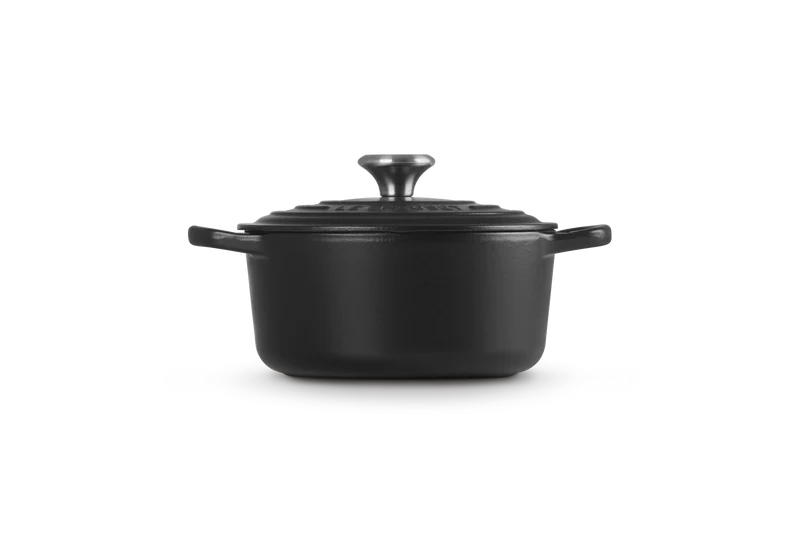 Le Creuset Signature Schmorpfanne 'Matte Black'