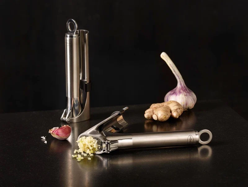 Rösle Knoblauchpresse schmal