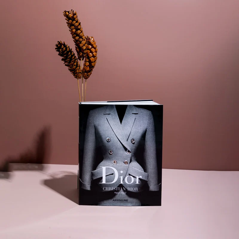 Assouline Libro The Dior Series Dior by Christian Dior