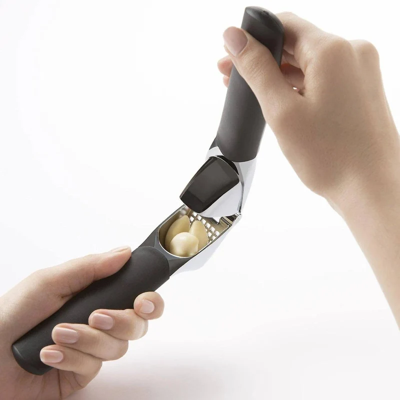 OXO Good Grips Knoblauchpresse