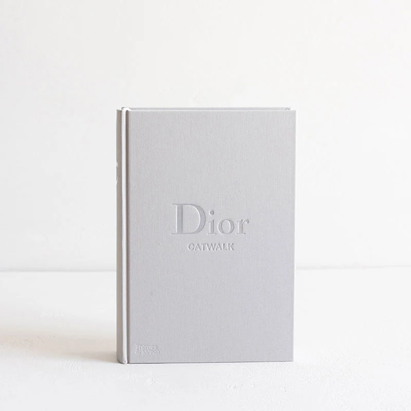 Thames & Hudson Libro Dior Catwalk