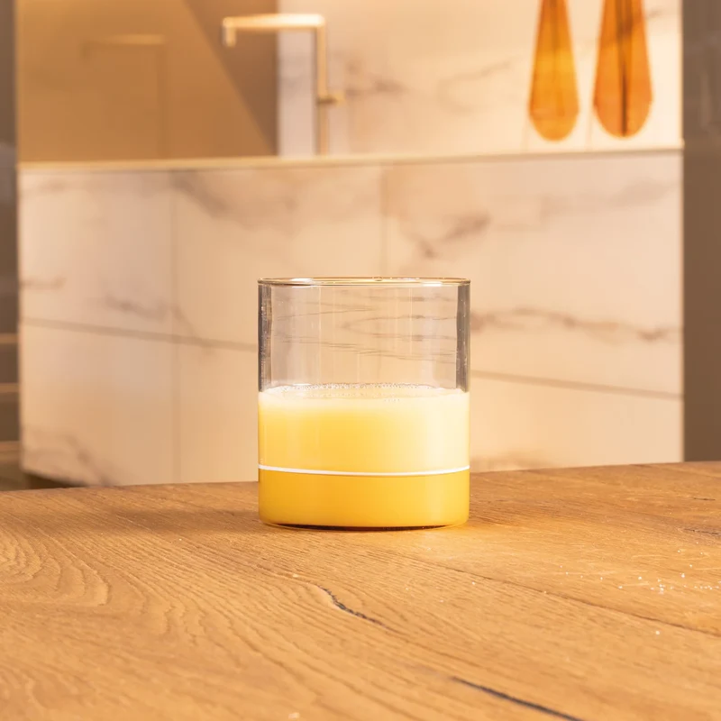 Zafferano Set 4 Tumbler Filo Bianco 440ml in Vetro Giallo Oro