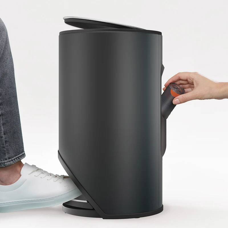 Joseph Joseph Cestino a Pedale Nero Opaco Easy-push 10 lt
