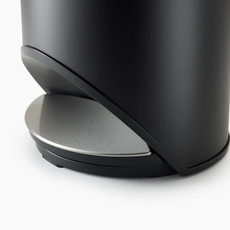 Joseph Joseph Pattumiera a Pedale Nero Opaco Easy-push 30 lt