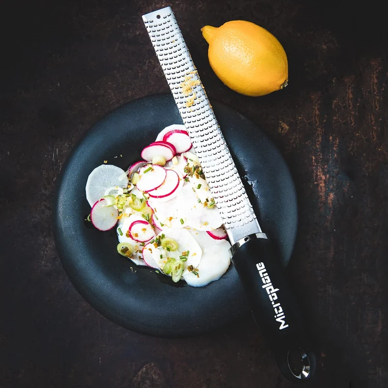 Microplane Set 3 Pezzi Gourmet Grattugia Mandolina e Guanto Protettivo