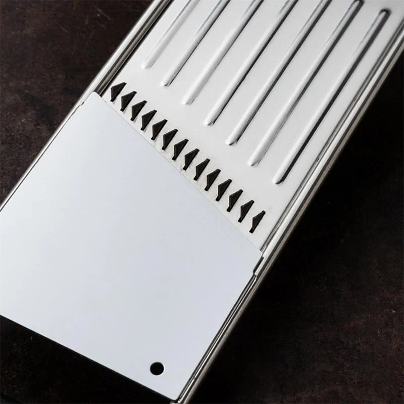 Microplane Grattugia Linea Gourmet Mandolina Julienne Nero