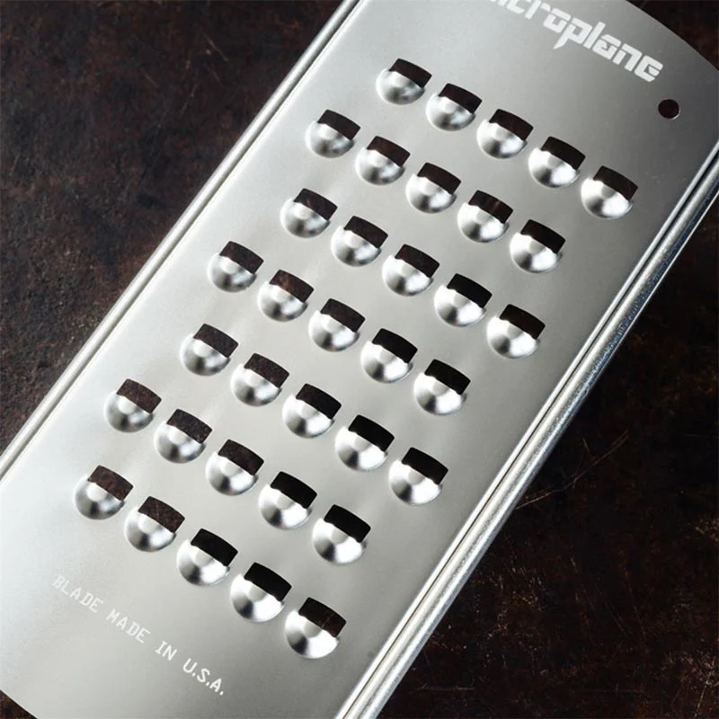 Microplane Grattugia Linea Gourmet Lama Ultra Spessa Nero