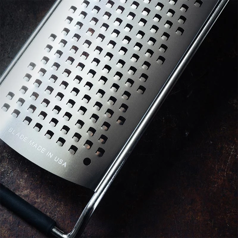 Microplane Grattugia Serie Gourmet Lama Spessa Nero