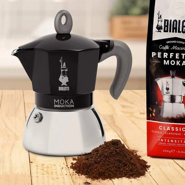 Bialetti Moka Exclusive 4 Tazze Induzione Rosso