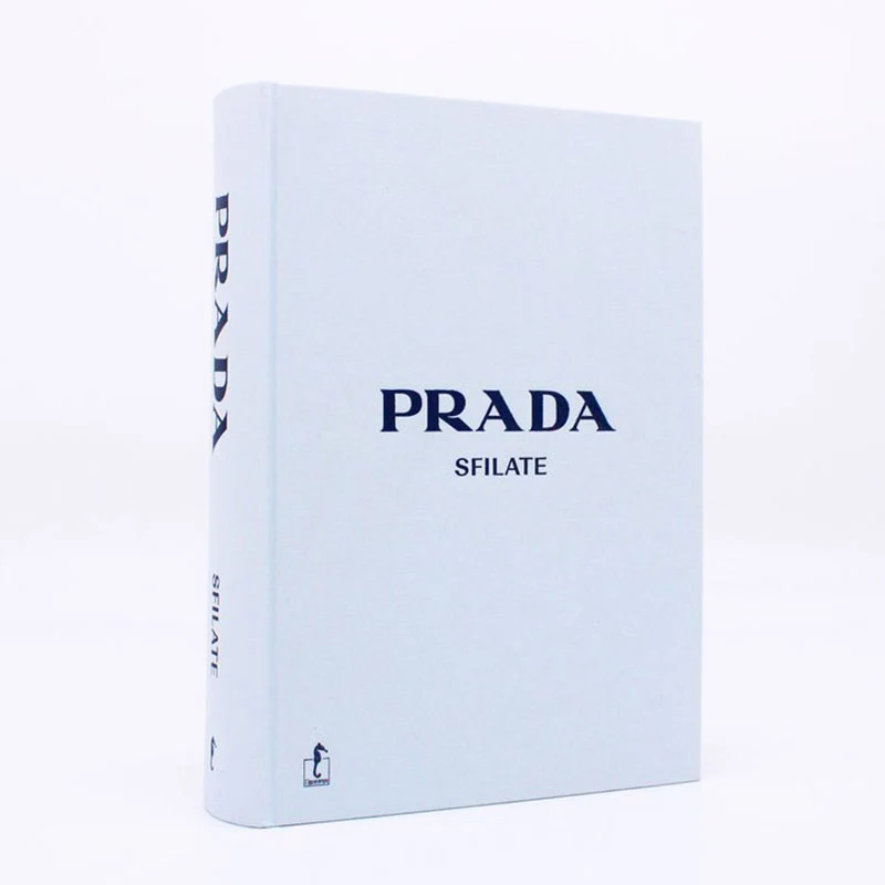 Ippocampo Edizioni Libro Prada Sfilate