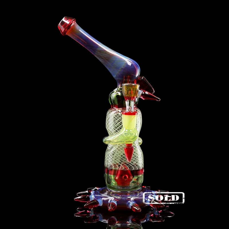 Best of 2024: Oktober ,,Serration"