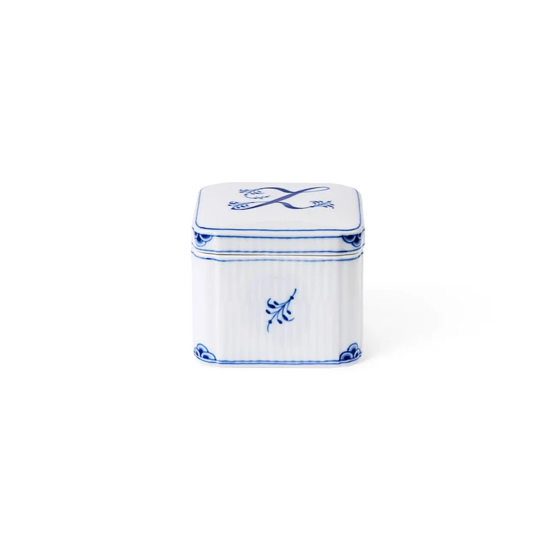 Royal Copenhagen Alphabet Bonbonniere 13cl Z