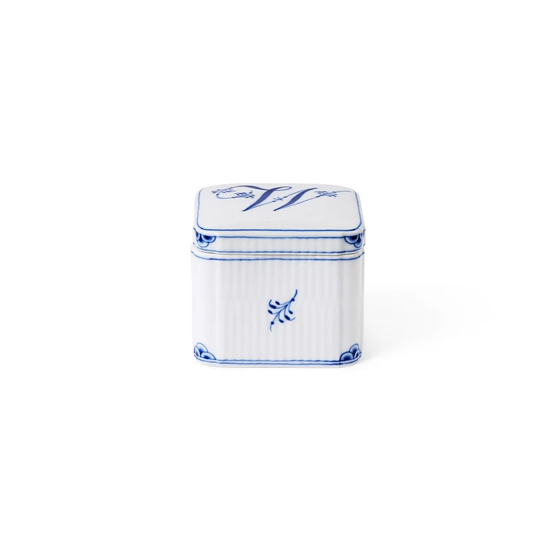 Royal Copenhagen Alphabet Bonbonniere 13cl W