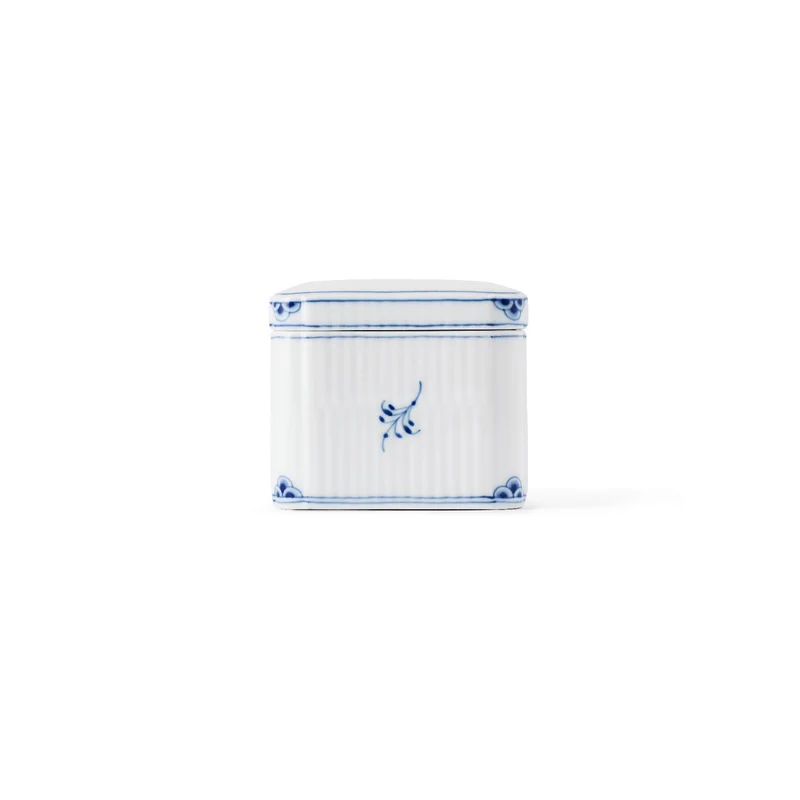 Royal Copenhagen Alphabet Bonbonniere 13cl M