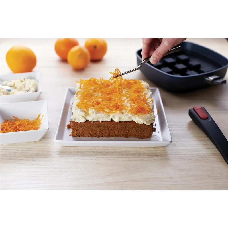 Woll, Bake-it Silikon-Backeinsatz, viereckig 24 x 24 cm