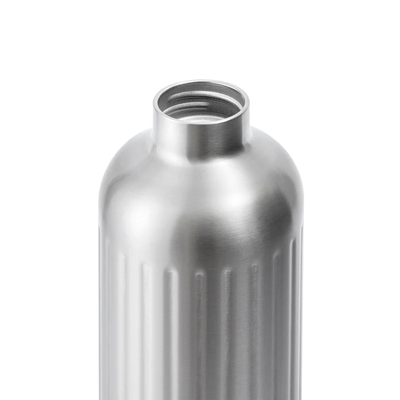 BLACK+BLUM Explorer Isolierflasche, klein, olive, 650 ml